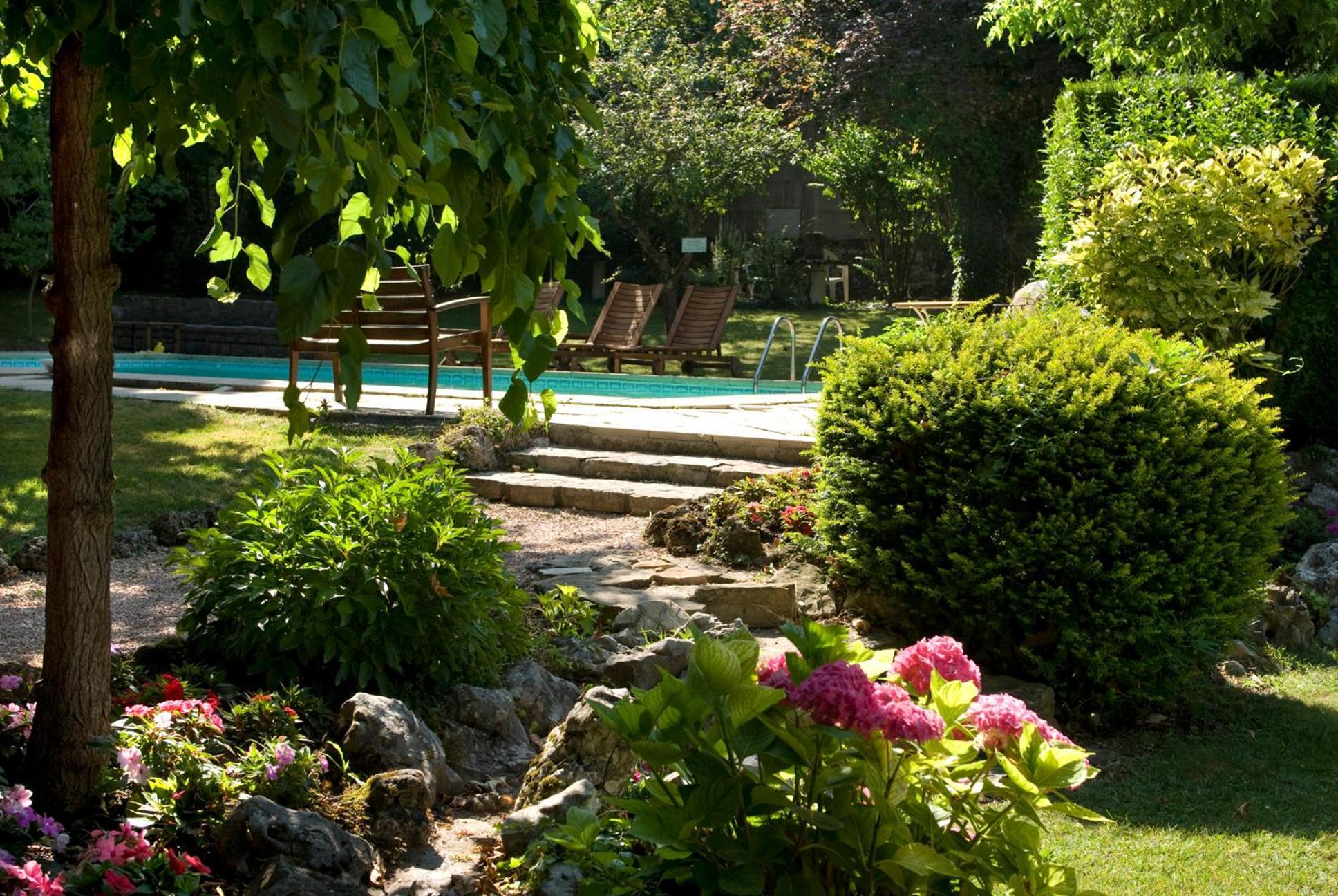 Hotel Restaurant Chavant Bresson  Екстер'єр фото
